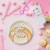 レトロレインボーテンはVibe Groovy 10誕生日 ペーパープレート (パーティー)