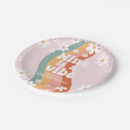 レトロレインボーナインはヴィベデイジー9位誕生日 ペーパープレート (アングル)