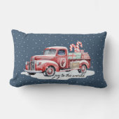 レトロレッドクリスマストラックの雪 ランバークッション (正面)