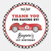 レトロレッドレースカーファーストワンボーイバースデーパーティー ラウンドシール (正面)