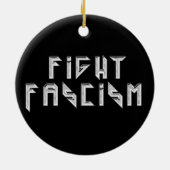 レトロロッカー – ファシズムと戦う セラミックオーナメント (裏面)