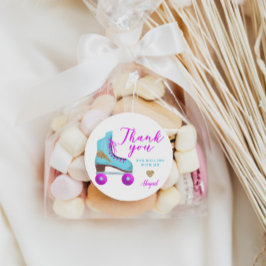 レトロローラスケートで滑る誕生日パーティーの好意 ラウンドシール