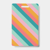 レトロローラスケートで滑る誕生日パーティーピンク バッジ (裏面)