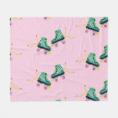 レトロローラースケート：ピンクパターン。 フリースブランケット (正面(横))