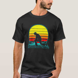 レトロローンボウルVaporwave Tシャツ