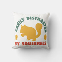 レトロヴィンテージがリスに気を取られやすい