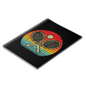 レトロヴィンテージクロステニスラケット – スポーツ愛好家 ノートブック (左側)