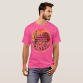 レトロヴィンテージセドナアリゾナハイキングサンセットドーン Tシャツ (正面フル)