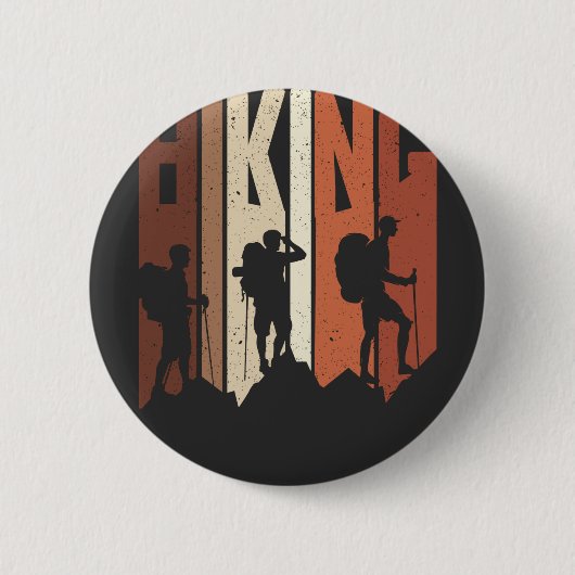 レトロヴィンテージハイキングシャツハイキングをテーマにした冒険 缶バッジ (正面)