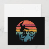 レトロヴィンテージビグフットマウンテンバイクサおもしろいスクワット ポストカード (正面/裏面)