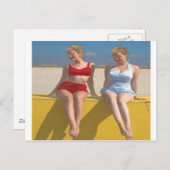 レトロヴィンテージ入浴美しいが波止場に座る ポストカード (正面/裏面)