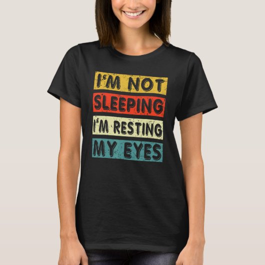 レトロヴィンテージ眠らない目を休める Tシャツ (正面)