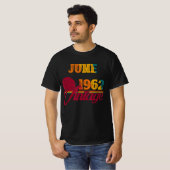 レトロヴィンテージ1962年6月誕生日ギフトアイディアHim Tシャツ (正面フル)