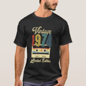 レトロヴィンテージ1974カセットテープ48誕生日Mus Tシャツ (正面)
