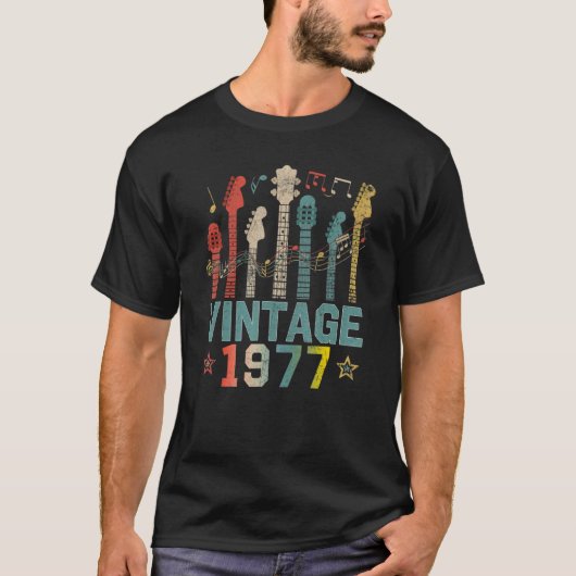 レトロヴィンテージ1977誕生日パーティギタリストギター Tシャツ (正面)