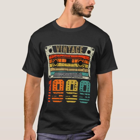レトロヴィンテージ1999 23番目の誕生日 Tシャツ (正面)