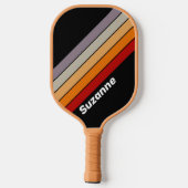 レトロヴィーベレインボーと名前 ピックルボールラケット (裏面)