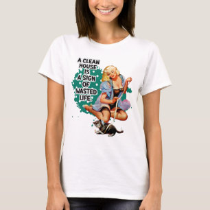 レトロ主婦ユーモアピンアップガールアート Tシャツ