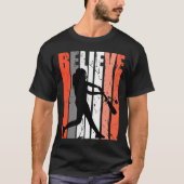 レトロ信じ野球ソフトボ走ールベース遊ゲーム Tシャツ (正面)