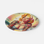 レトロ入れ墨ビキニピンアップ ペーパープレート (アングル)