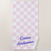 レトロ名ライトピンク白チェッカーボードパターン ビーチタオル (正面)