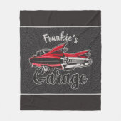 レトロ名レッドキャディヴィンテージクラシックカーガレージ フリースブランケット (正面)