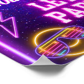 レトロ名門私立校風のY2Kスマイル顔ピンクネオングローパーティー ポスター (角)