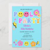 レトロ名門私立校風のY2Kプールパーティーハッピー顔誕生日 招待状 (正面)