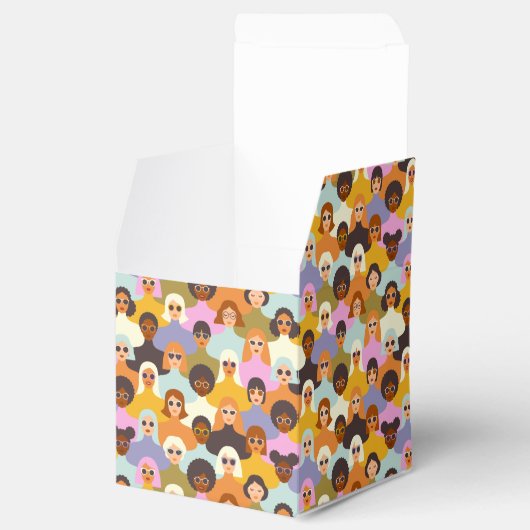 レトロ女性の世界のパターン フェイバーボックス (オープン)