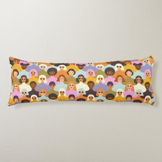 レトロ女性の世界のパターン ボディピロー (正面)