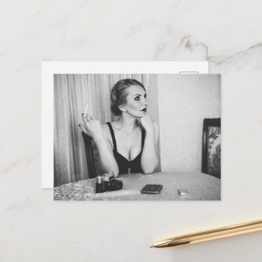 レトロ女性喫煙 ポストカード (正面/裏面インサイチュ)