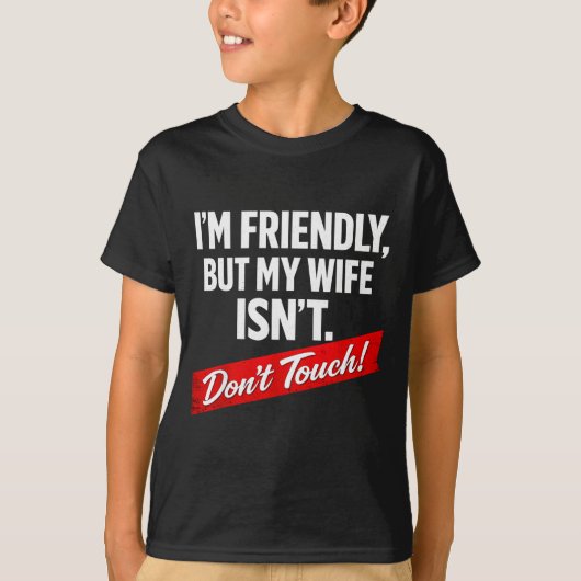 レトロ好きだけど妻はダメ、触るな面白い Tシャツ (正面)