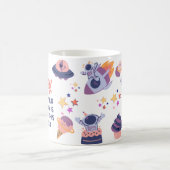 レトロ宇宙をテーマにしたカスタマイズ可能な誕生日 コーヒーマグカップ (中央)