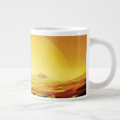 レトロ宇宙ポスター – 土星の最大の月、タイタン。 ジャンボコーヒーマグカップ (右)