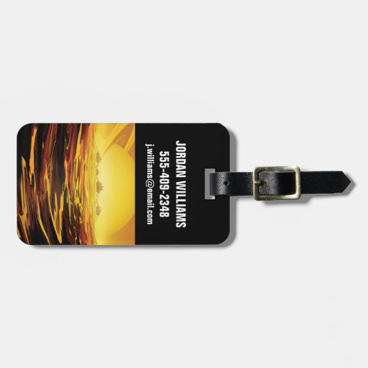 レトロ宇宙ポスター – 土星の最大の月、タイタン。 ラゲッジタグ (正面横)