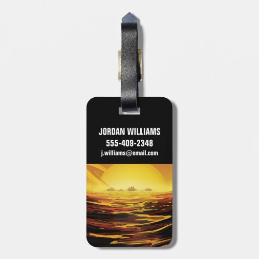 レトロ宇宙ポスター – 土星の最大の月、タイタン。 ラゲッジタグ (裏面縦)