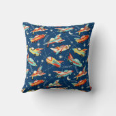 レトロ宇宙ロケットカーズブルーパーソナライズされたネーム クッション (裏面)