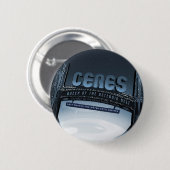 レトロ宇宙旅行ポスター – ドワーフプラネットセレス。 缶バッジ (正面&裏面)