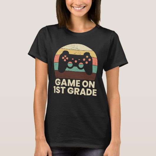 レトロ小学生ゲーマーギフト Tシャツ (正面)