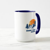 レトロ山プリンストンハイクTシャツ マグカップ (正面右)
