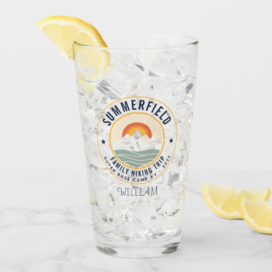 レトロ山家家族ハイキングマッチングパーソナライズ タンブラーグラス (アイス正面)