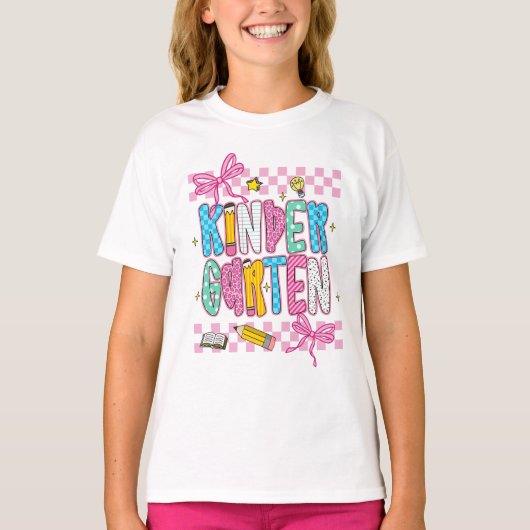 レトロ幼稚園  Tシャツ (正面)
