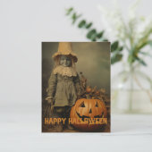レトロ彫りのカボチャを持つハロウィーンの不気味な子供 ポストカード (スタンド正面)