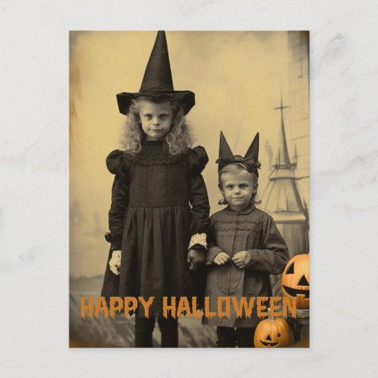 レトロ彫りのカボチャを持つハロウィーンの不気味な子供 ポストカード (正面)
