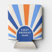 レトロ日が差すことアーチタイポグラフィ誕生日ブルー 缶クーラー (裏面)