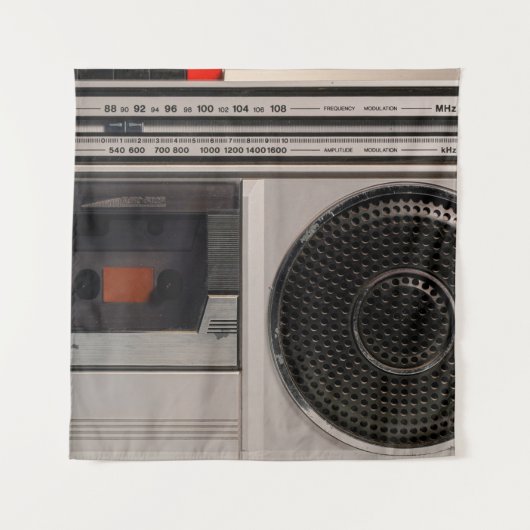 レトロ時代遅れのポータブルステレオラジオカセットreco タペストリー (正面)