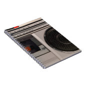 レトロ時代遅れのポータブルステレオラジオカセットreco ノートブック (右側)