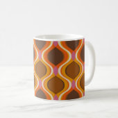 レトロ曲線シームレスパターン。70s 60sスタイル壁 コーヒーマグカップ (正面右)