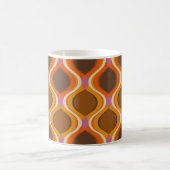 レトロ曲線シームレスパターン。70s 60sスタイル壁 コーヒーマグカップ (中央)