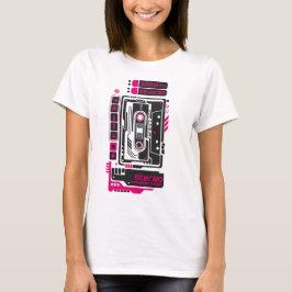 レトロ未来型カセットプレーヤー Tシャツ